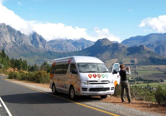 2-Day Wine and Whale Coast Small Group Tour Cape Town