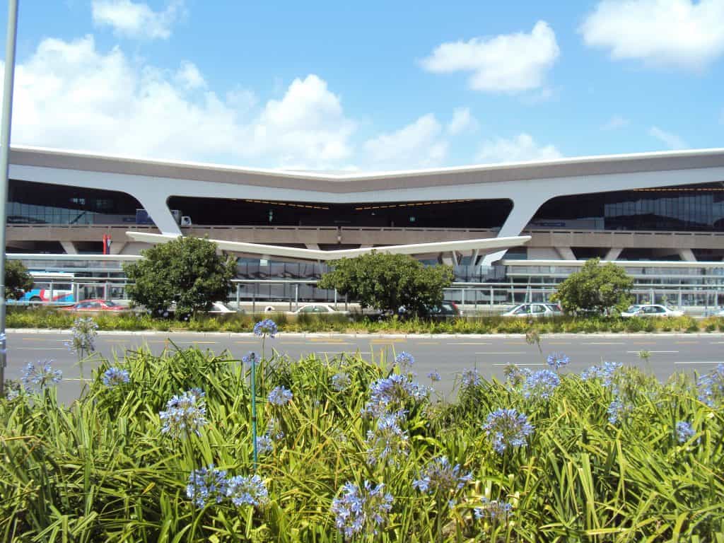 Cape Town Airport Transfer: Shuttle Service to Muizenberg